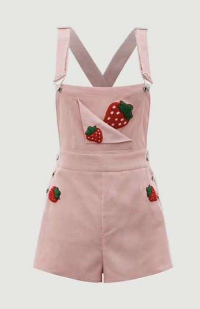 Overall Patches, Strawberry Pants Outfit, Strawberry Themed Clothes, Shein Cute Things, Strawberry Clothes Aesthetic, Strawberry Aesthetic Outfit, Strawberry Outfit Aesthetic, Strawberry Overalls, Patched Shorts