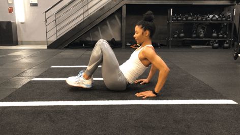 Seated Knee Tuck Knee Tucks, 10 Minute Abs, Core Strengthening Exercises, Ab Exercises, Best Abs, Fitness Photos, Popsugar Fitness, Glute Bridge, Strengthening Exercises