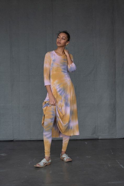 Fashion Trend Forecast, Tie Dye Fashion, Raquel Allegra, Androgynous Fashion, 2019 Fashion, Kurta Designs, Fashion Show Collection, Fashion 2020, Pre Fall