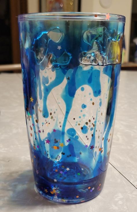 Lava lamp style cup Glitter Lava Lamp, Blue Lava Lamp, Tumblr Cup, Epoxy Resin Crafts, Glitter Cups, Blue Star, Pint Glass, Lava Lamp, Resin Crafts