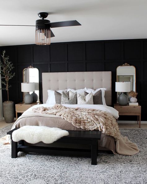 Modern Western Bedroom, Western Bedrooms, 2024 Bedroom, Sophisticated Bedroom, Feminine Bedroom, Bedroom Accent, Accent Wall Bedroom, Black Bedroom, Decoration Inspiration