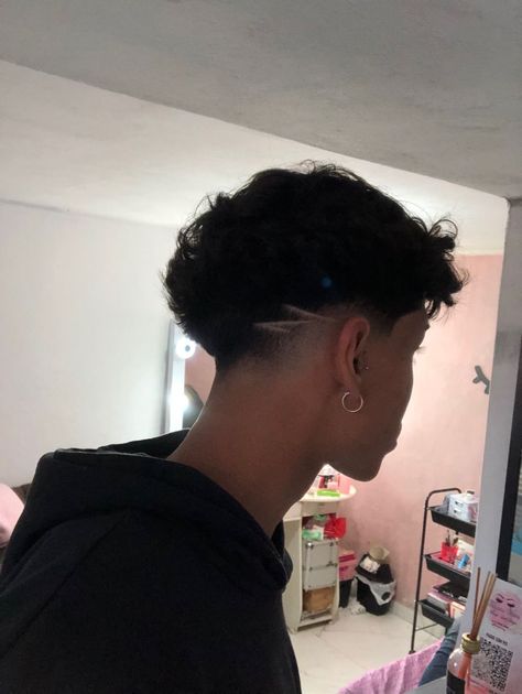 Low Fade Design Haircut, Small Taper Design, Low Drop Fade With Design, Motif Taper, Low Fade With Design, Low Fade Design, Low Taper Design, Taper Fade Design, Low Fade Em V