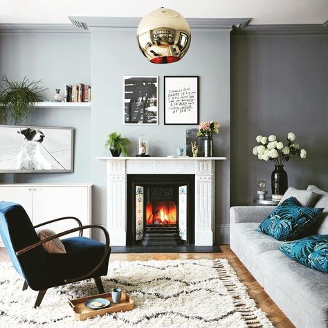 Icy gray-blue that's just like AphroChic's Hunterfly paint color Furnitur Ruang Keluarga, Victorian Living Room, Living Room Trends, Trendy Living Rooms, Room Color, Chic Living Room, Room Redo, Charles Eames, Smart Living