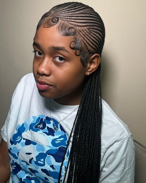 Mini Feed In Braids Cornrows, Small Straight Back Feed In Braids Long, Small Braids For Black Women Cornrows, Small Feed In Cornrows, Extra Small Cornrows, Straight Back Ponytail, Small Straight Back Braids, Stitch Braids Straight Back, Extra Small Braids