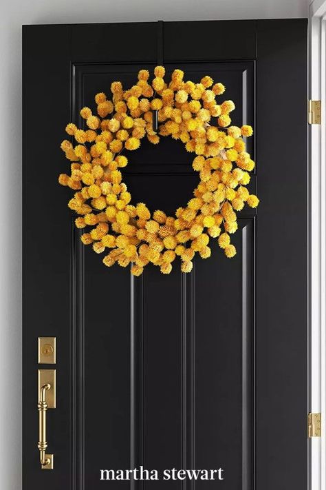 Door Wreath Alternative, Yellow Wreath Front Door, Wreath Alternatives For Front Door, Diy Fall Wreaths For Front Door, Outdoor Wreaths On House, September Decor, Forsythia Wreath, Wreath Alternative, Yellow Crafts