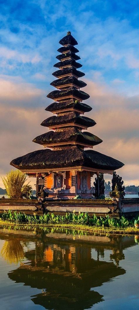 Wonderland Indonesia, Indonesia Temple, Bali Wallpaper, Bali Temples, Wallpaper Bali, Bali Tourist, Bali Temple, Bali Travel Photography, Temple Bali