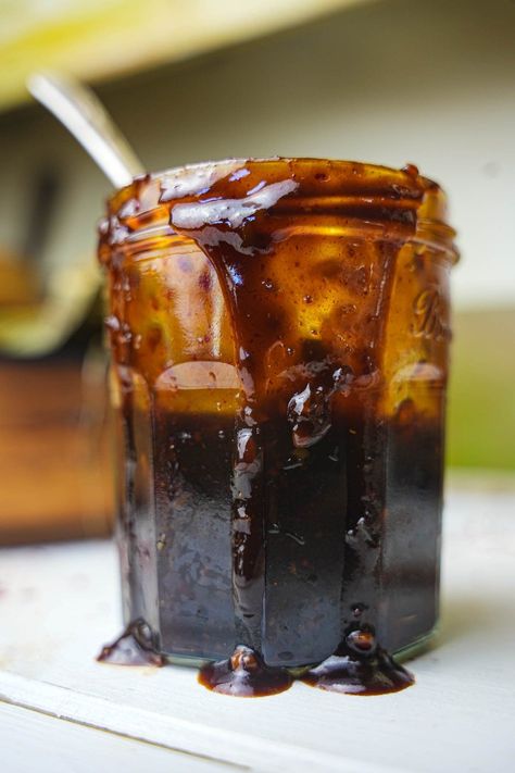 Korean Bbq Sauce Recipe, Barbecue Marinade, Thai Tea Recipes, Bulgogi Sauce, Korean Chili Flakes, Korean Bbq Sauce, Kimchi Fried Rice, Bbq Sauce Recipe, Indian Sweet