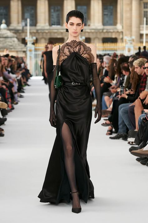 Givenchy Fashion Show, Sheer Chiffon Dress, Givenchy Fashion, Berlin Film Festival, Bouchra Jarrar, Givenchy Couture, Givenchy Dress, Sheer Chiffon, Spring 2024