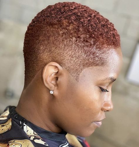 4c Fade Haircut Women, Women Tapered Haircut, Tapered Haircut Natural Hair, Low Cut Hair Black Women, Faded Haircut, Fade Haircut Women, Low Cut Hairstyles, Haircut Ideas Trendy, Natural Hair Haircuts