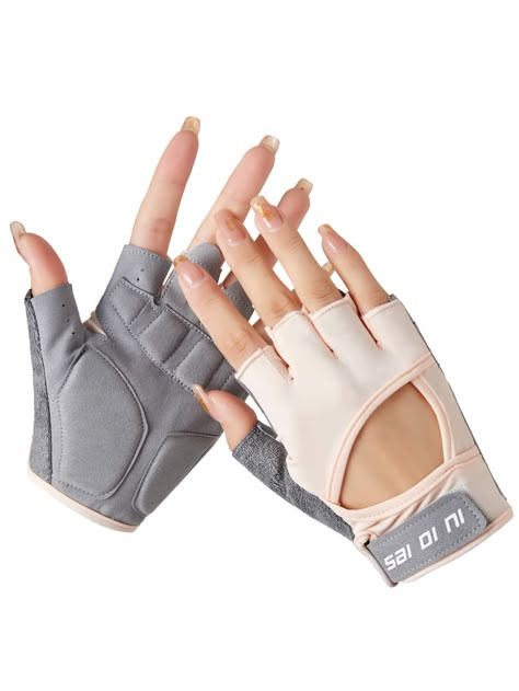 Gym Accessories Woman, Sporty Accessories, Gym Gloves Women, Sport Gloves, Mochila Nike, Fitness Gloves, Mode Kylie Jenner, Gym Gloves, Cycle Ride