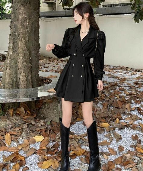 A girl as cold as ice and 7 boys who don't want anyone except their m… #fanfiction #Fanfiction #amreading #books #wattpad Mafia Dress, Fesyen Korea, Vetements Clothing, Mode Grunge, Korean Fashion Dress, Korean Girl Fashion, Modieuze Outfits, Korean Dress, Ulzzang Fashion