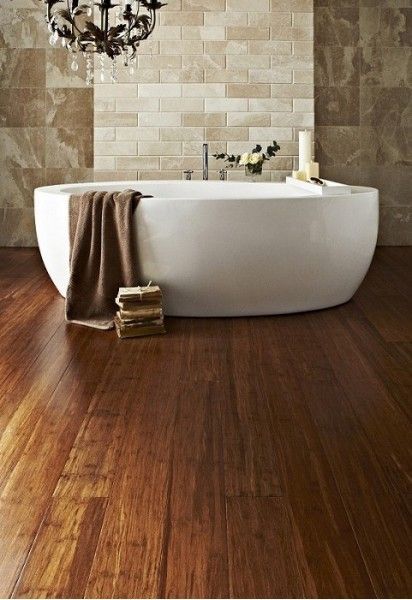 All You Need to Know About Bamboo Florring - Pros and Cons homesthetics (14) Flooring In Bathroom, Interesting Flooring, Engineered Bamboo Flooring, Hardwood Floor Colors, Modern Flooring, Hardwood Floors Dark, Bamboo Bathroom, Wood Floors Wide Plank, Bamboo Flooring