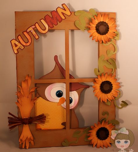 Have An Owlsome Fall Y'All Blog Hop! Fall Decor Ideas For Kindergarten, Autumn School Decoration, Autumn Wall Decor, Fall Paper Crafts, Fall Classroom Decorations, Fall Arts And Crafts, Paper Flower Art, Owl Crafts, Autumn Crafts