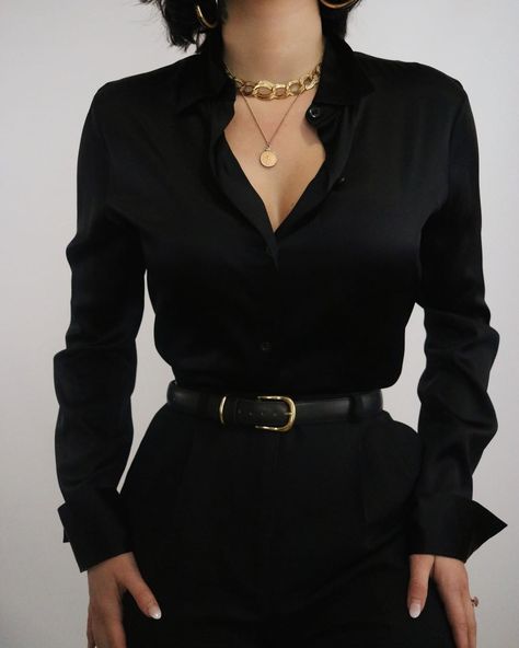 Lady L. Vintage on Instagram: “Stunning noir charmeuse silk blouse. In love with this classic color and incredible drape. Online now. | xs-m (sold)” Mafia Aesthetics Women Clothes, Concert Dress, Work Vibes, Adrette Outfits, Vestiti Edgy, Work Fits, 2024 Outfits, Black Clothes, Academia Fashion