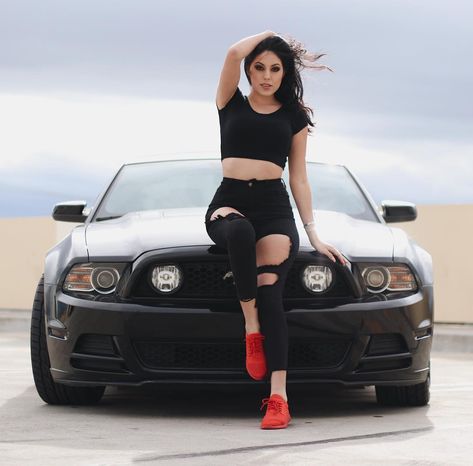 1,217 Likes, 29 Comments - Emily Rose McCloud (@emilymccloud) on Instagram: “Unbreakable 💎 700 hp beaaast : @california_killer5.0 - - - - - - - -…” Lowrider Culture, Girl Cars, Thelma Et Louise, Classic Car Photoshoot, Mustang Girl, Car Poses, Girly Car, Model Pose, Mini Car