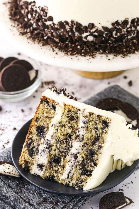 Cookies N Cream Cake Recipe, Decadent Cookies, Oreo Cookie Cake, Oreo Birthday Cake, Fluffy Layers, Cake Oreo, Chocolate Oreo Cake, Oreo Buttercream, Cookies And Cream Cake