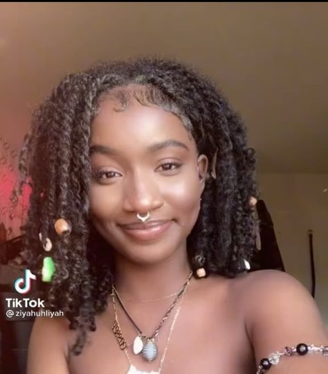 Summer Twists For Black Women, Marley Twists On Short Hair, Braided Hairstyles For Black Women No Weave, Boho Passion Braids, Mini Twists With Color, Natural Boho Twist, Short Passion Twist With Beads, Bohemian Mini Twists, Braided Hairstyles For Short Natural Hair