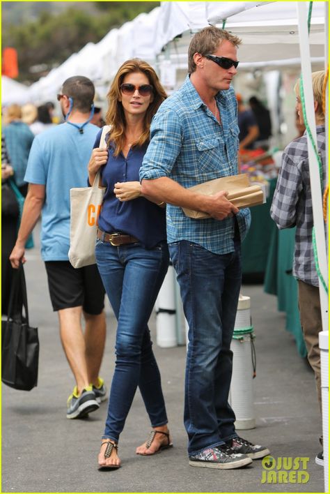 cindy crawford rande gerber farmers market kaia presley 01 Cindy Crawford and her husband Rande Gerber take their kids Kaia, 11, and Presley, 13, to the farmer's market on Sunday (June 23) in Malibu, Calif.    The 47-year-old… Cindy Crawford Style, Presley Gerber, Rande Gerber, Gwen Stefani Style, Blush Lace Dress, Pants Women Fashion, Kaia Gerber, Celebrity Babies, Cindy Crawford