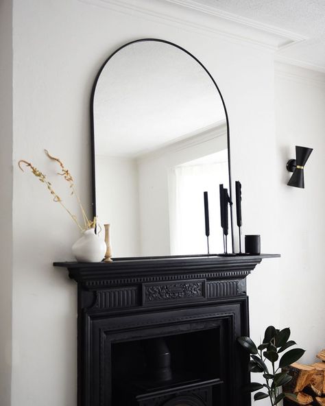 Mantlepiece Mirror, Mirror Over Fireplace, Mirror Above Fireplace, Black Arch Mirror, Edwardian Fireplace, Wood Mirrors, Curved Mirror, Mantle Mirror, Victorian Fireplace