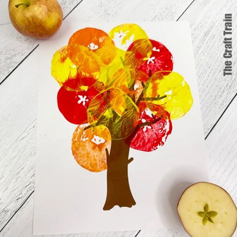 Apple Stamping Tree - The Craft Train Apple Reggio Emilia, Apple Prints Craft, Johnny Appleseed Art Projects For Kids, Preschool Activities Apples, Apple Festival Decorations, Autumn Art Activities For Toddlers, Apple Orchard Crafts Preschool, Fall Ideas Kindergarten, Preschool Art Projects Fall