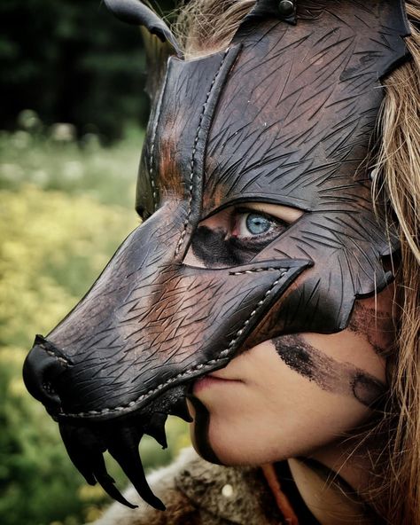 TFW it's a full Hunter's Moon in Aries and time to take charge. •🐺• Maybe it's this moon or maybe it's Halloween fast approaching, but I… Medieval Masks, Pagan Spring, Fantasy Attire, Creepy Masks, Historical Shoes, Runic Alphabet, Totem Animal, Wolf Mask, Pagan Rituals