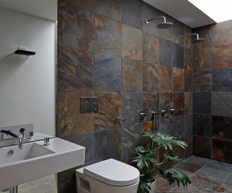 Rough Tiles For Bathroom Floor, Slate Tile Floor Bathroom Ideas, Slate Tiles Bathroom, Bathroom Rock Tile Ideas, Slate Tile Bathroom Ideas, Slate Shower Ideas, Slate Bathroom Ideas, Slate Interior Design, Natural Stone Bathroom Ideas