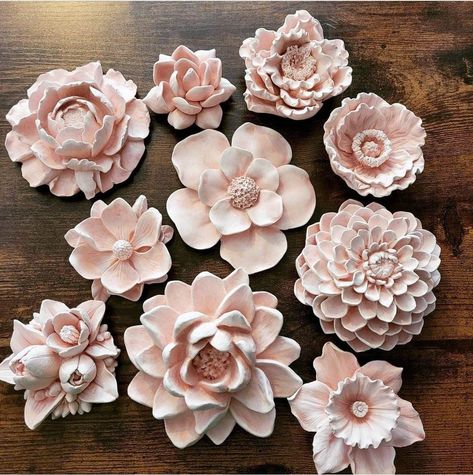 "My wall hanging flower sculptures are now available a beautiful pink tones set!! You flowers will be a mixed collection of white and pink flowers, or all white or all pink! You choose.   I make each flower from scratch and I install a hook in the back of each for no hassle hanging.  All you will need are a hammer and small nails (and a wall). Please choose a set of 5 flowers , 10 or 20 flowers... feel free to request any other quantities and I will make a special listing for you! -Mixed group o Spring Home Refresh, Wall Hanging Flowers, Ceramic Wall Flowers, Pink Floral Wall, Pottery Flowers, Home Refresh, Market Ideas, Pottery Handbuilding, Flower Sculptures