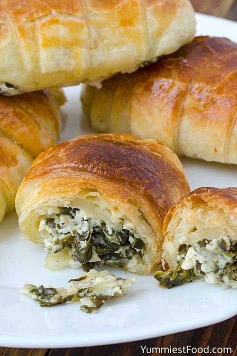 Crescent Recipe, Crescent Roll Recipes Dinner, Yummiest Food, Spinach Balls, Paleo Breads, Brunch Foods, Cheesy Spinach, Crescent Recipes, Easy Mashed Potatoes