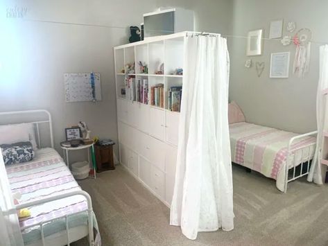 Divide a Room with an IKEA KALLAX Shelf - Cutesy Crafts Shared Room Divider Ideas, Wire Curtain Rod, Kallax Kids Room, Room Divider Ideas Bedroom, Small Shared Bedroom, Ikea Room Divider, Kids Room Divider, Bedroom Divider, Ikea Kallax Shelf