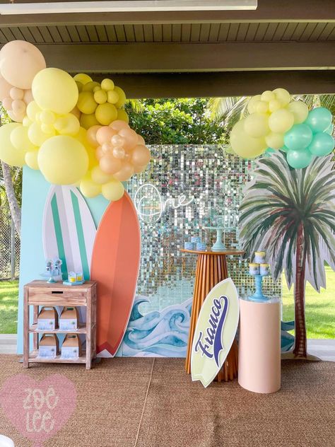 Surf Theme Party, Surfer Party, Birthday 4, Pool Birthday, Beach Themed Party, Pool Birthday Party, Themed Birthday Party, Retirement Parties, Beach Themed