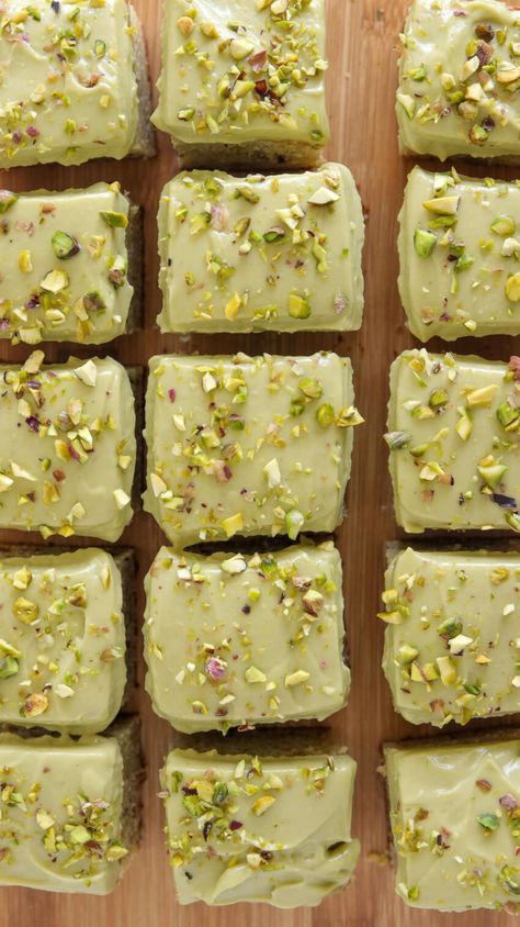 Pistachio Cake Recipe - The Cooking Foodie Yummy Cake Recipe, Pistachio Mini Cakes, Mini Pistachio Cake, Sicilian Pistachio Cake, Pistachio Sheet Cake, Difficult Baking Recipes, Recipes With Pistachio Butter, Beautiful Baked Goods, Pistachio Butter Uses