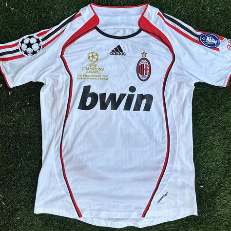 AC Milan Kaka 22 2007/08 Champions League Final... - Depop Football Tops Outfit, Ac Milan Vintage Jersey, Ac Milan Retro Jersey, Ac Milan Outfit, Ac Milan Vintage, Kaka Jersey, Kaka Ac Milan, Ac Milan Retro, Ac Milan Champions League