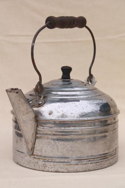 big old one gallon tea kettle, vintage Revere teakettle w/ primitive bail wood handle Japanese Kettle, Metal Kettle, Vintage Kettle, Old Tea Pots, Kitchen Nostalgia, Composition Ideas, Vintage Tea Kettle, Primitive Style, Over The Garden Wall