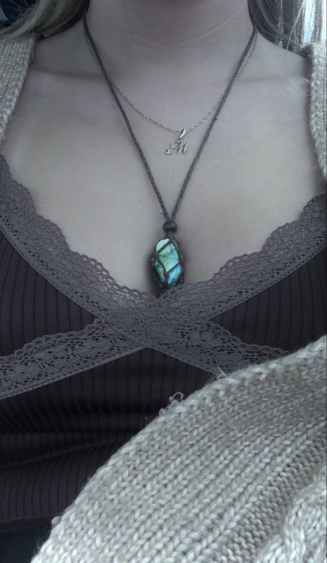 Bonnie Bennett Aesthetic, Bennett Aesthetic, Vampire Diaries Wallpaper, Bonnie Bennett, Labradorite Necklace, Labradorite Crystal, Labradorite Necklaces, Labradorite, Turquoise Necklace