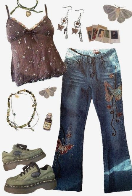 Fantasy Villain Aesthetic Outfits, Whimsigoth 90s Outfit, Whimsigoth Jeans Outfit, Whimsigoth Pants Outfit, Whimsigoth Outfits Pants, Portals Inspired Outfits, Casual Whimsigoth Outfits, Whimsigoth Pants, Whimsigoth Aesthetic Outfits