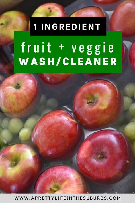 This DIY Fruit and Veggie Wash is a simple way to naturally (and inexpensively) clean your fruit and vegetables. Just one simple ingredient! How To Wash Strawberries, Fruit And Veggie Wash, Fruit Veggie Wash, Fruit Wash, Diy Vinegar, Veggie Wash, Fruit Hacks, Vegetable Wash, Harvest Vegetables