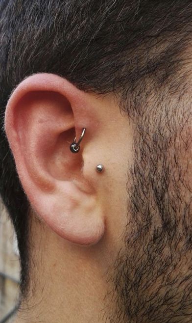 Upper Ear Earrings, Piercing Healing, Anti Helix Piercing, Guys Ear Piercings, Double Helix Piercing, Auricle Piercing, Men's Piercings, Snug Piercing, Types Of Ear Piercings