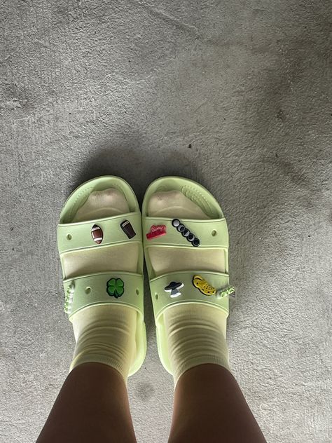 Croc Sandals Outfit, Crocs Sandals Outfit, Croc Slides, Cool Crocs, Crocs Collection, Physical Manifestation, Crocs Outfit, Lined Crocs, Crocs Slides