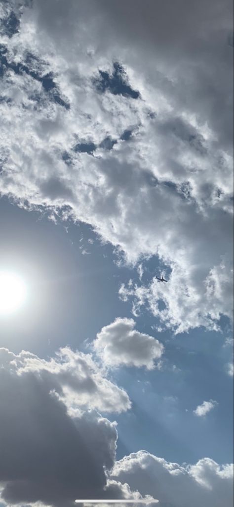 Sunny Day Pictures, Sunny Day Aesthetic, Cloudy Weather, Gas Giant, Girl Drawing Sketches, Morning Sky, Weather Photos, Landscape Photography Nature, Sunny Weather