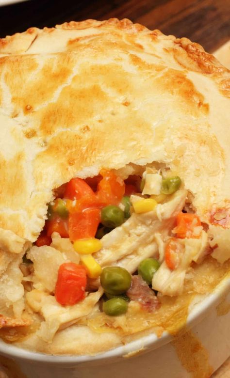 Indulge in the ultimate comfort food with our homemade Weight Watchers chicken pot pie recipe. Creamy, tender chicken and veggies in a flaky biscuit crust.