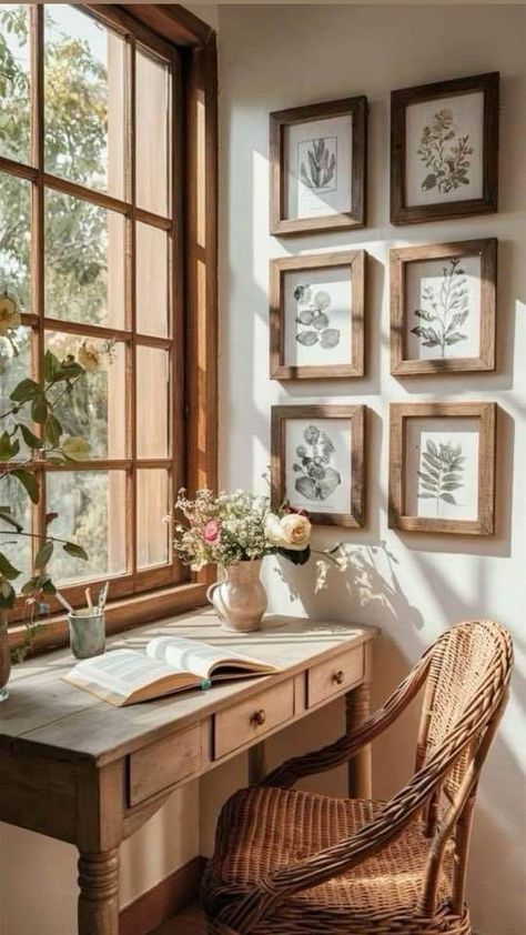 Naturalist Decor Interior Design, Cottage Reading Nook, Wooden Desk Aesthetic, Vintage Desk Setup, Desk With Flowers, Cozy Vintage Apartment, Vintage Office Aesthetic, Quaint Farmhouse, Cottagecore Interior