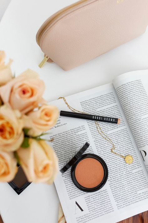 Flatlay Makeup, Skincare Products Photography, Sephora Sale, Cosmetics Photography, Beauty Products Photography, Flat Lay Photography, Foto Poses, Blogger Tips, Beauty Must Haves