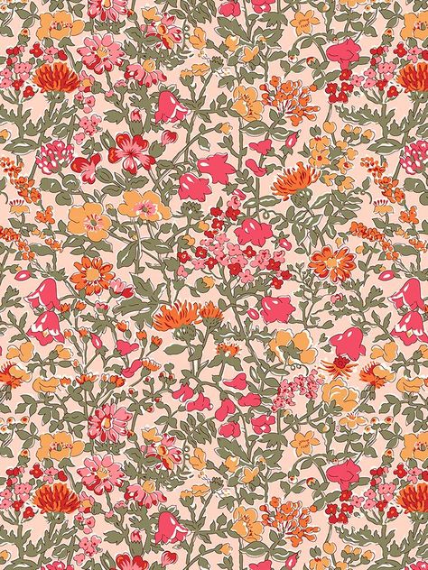 Name: Babingdon The earliest version of this charming pattern was discovered in one of Liberty's fabric sample books dating from 1937. The design was chosen for its resemblance to specific plant and flower species which are either vulnerable or critically endangered in the UK. Look closely to discover wonderful yet rare blooms: Yellow whitlow-grass, Rampion bellflower and St Barnaby's thistle. This print is part of the Floral Library narrative of the AW24 collection, which studies the subject th Liberty Prints Vintage, Autumn Floral Pattern, Floral Fabric Prints, Flower Species, Comer See, Liberty Fabrics, Aesthetic Floral, Patterns Fabric, Liberty Of London Fabric