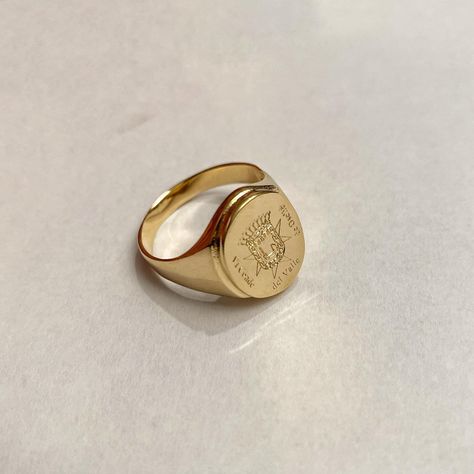 Signet Ring Mens, Men Signet Ring Gold, Signet Rings Women Vintage, Men Rings Gold, Insignia Ring, Signet Rings Women Gold, Family Crest Ring, Intaglio Ring, Family Crest Rings