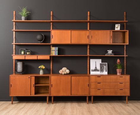 For sale: Wall unit by Sven Ellekaer for Alberts Hansens Møbelfabrik, 1960s Mid Century Wall Unit Diy, Mcm Shelving Wall Units, Vintage Wall Unit, Mid Century Modern Wall Shelves, Mcm Wall Unit, Wall Unit Living Room, Mid Century Shelving Unit, Mid Century Wall Shelves, Mid Century Shelf