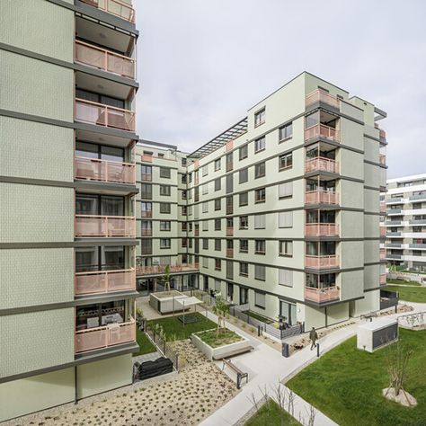 Housing for Single Parents / Clemens Kirsch Architektur | ArchDaily Multifamily House, Co Housing, Multifamily Housing, Single Parents, Student House, Student Project, Green Tile, Future City, Vienna Austria