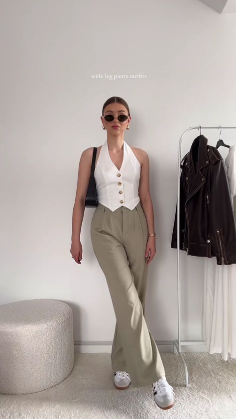 Fashion: #fashion, #style, #outfitinspiration, #beauty Smart Causal Outfits Women For Dinner, Outfit Formal Juvenil, Outfits Pantalon Blanco, Fun Work Outfits, Outfits Elegantes Juveniles, Outfits For Work Summer, Preppy Chic Outfits, Outfits Juvenil, Outfits Con Jeans