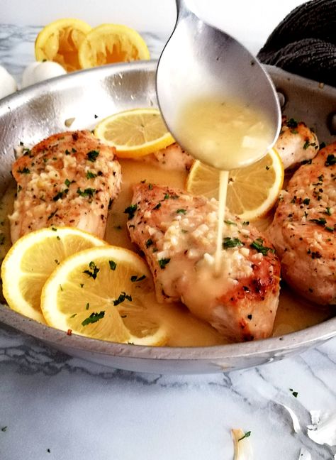 Baked Chicken In White Wine Sauce, Chicken With A Sauce, Chicken In White Wine Sauce Recipes, White Wine Chicken Sauce, White Wine Sauce For Chicken, Chicken White Wine Recipes, Chicken Wine Sauce Recipes, Chicken Wine Sauce, White Wine Chicken Recipes