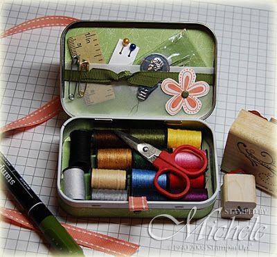 StampForce: Altoid Tins Sewing Kits Diy, Christmas Shoebox, Sewing Tutorials Bags, Travel Sewing Kit, Altoid Tin, Altoids Tins, Travel Sewing, Altered Tins, Diy Backpack