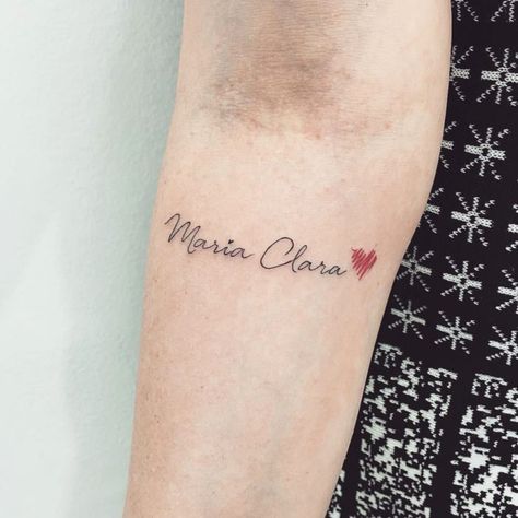 19 Tatuajes para regalarle a tu mamá el Día de las Madres Mission Tattoo, Sak Yant Tattoo, Tattoos With Kids Names, Mommy Tattoos, Writing Tattoos, Religious Tattoos, Initial Tattoo, Tattoo Feminina, Baby Tattoos